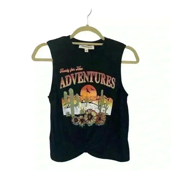 Women’s Graphic Sleeveless Hem Knotted Tee-NWOT - Picture 2 of 7